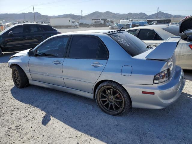 JA3AH86D65U011122 - 2005 MITSUBISHI LANCER EVOLUTION SILVER photo 2