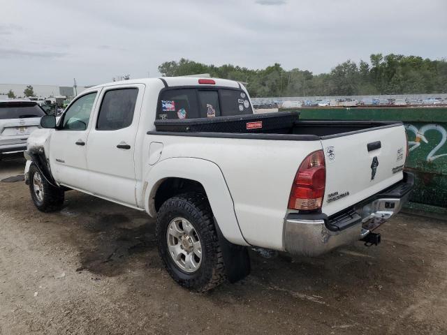 3TMJU62N97M029718 - 2007 TOYOTA TACOMA DOUBLE CAB PRERUNNER WHITE photo 2