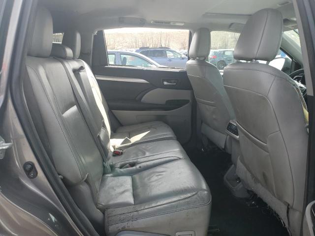 5TDKKRFH3GS155623 - 2016 TOYOTA HIGHLANDER XLE 灰色 照片 11