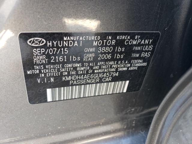 KMHDH4AE6GU645794 - 2016 HYUNDAI ELANTRA SE GRAY photo 12