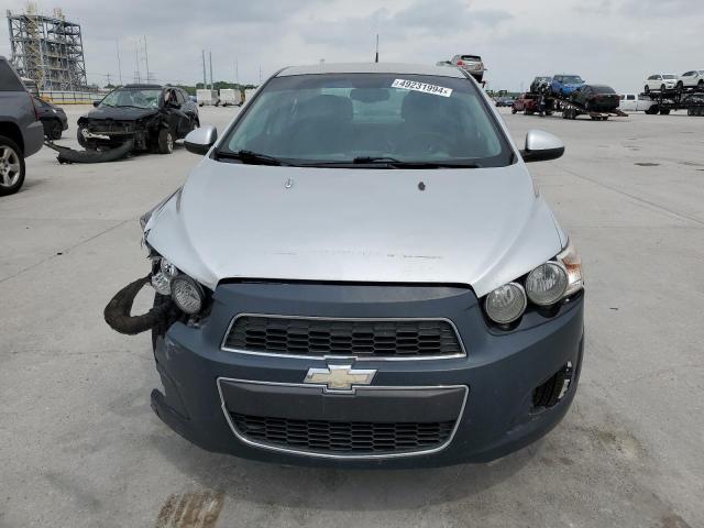 1G1JA5SH2D4185709 - 2013 CHEVROLET SONIC LS Gümüş foto 5