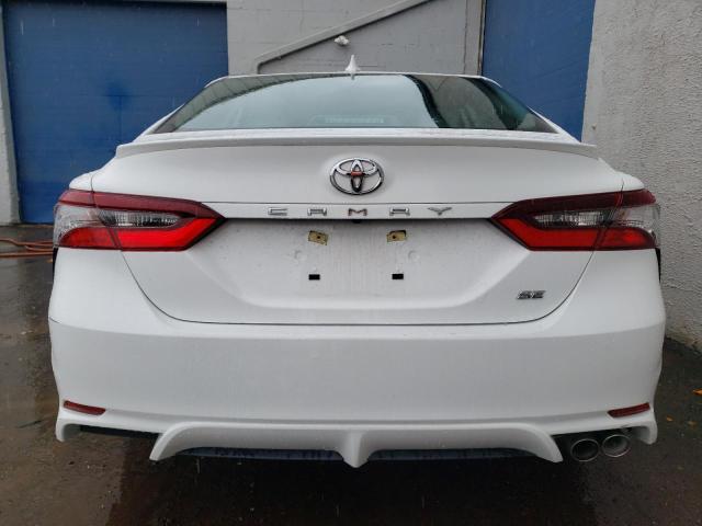 4T1G11AK2PU787114 - 2023 TOYOTA CAMRY SE NIGHT SHADE WHITE photo 6