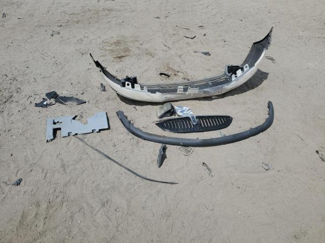 1LNHM87A32Y703614 - 2002 LINCOLN LS 白色 照片 12