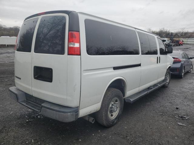 1GAZGPFG6K1208597 - 2019 CHEVROLET EXPRESS G3 LT WHITE photo 3