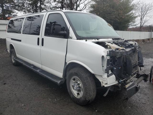 1GAZGPFG6K1208597 - 2019 CHEVROLET EXPRESS G3 LT WHITE photo 4