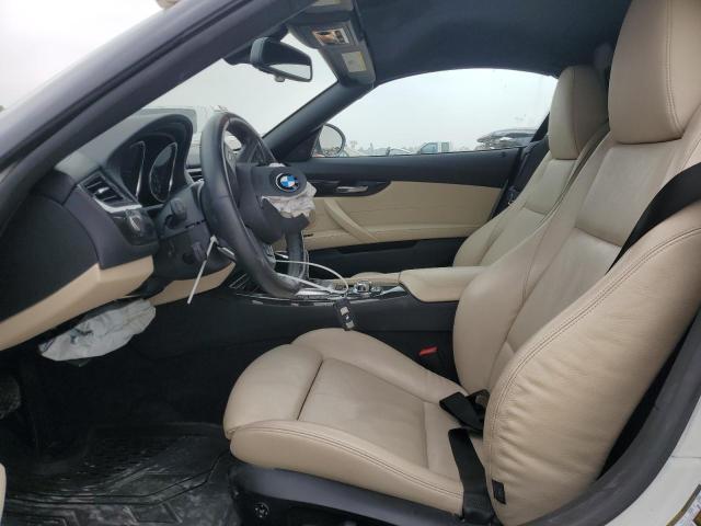 WBALM7C52G5B60024 - 2016 BMW Z4 SDRIVE35I WHITE photo 7