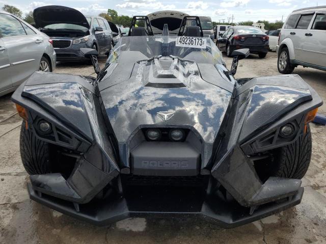 57XAAPFA4K8135620 - 2019 POLARIS SLINGSHOT SL BLACK photo 5