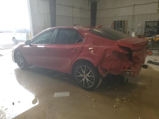 4T1G11AKXPU163352 - 2023 TOYOTA CAMRY SE NIGHT SHADE RED photo 2