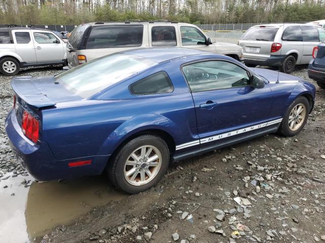 1ZVHT80N185113259 - 2008 FORD MUSTANG BLUE photo 3