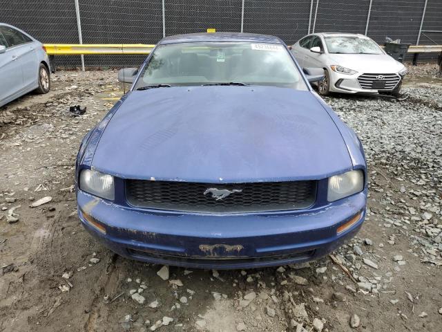 1ZVHT80N185113259 - 2008 FORD MUSTANG BLUE photo 5