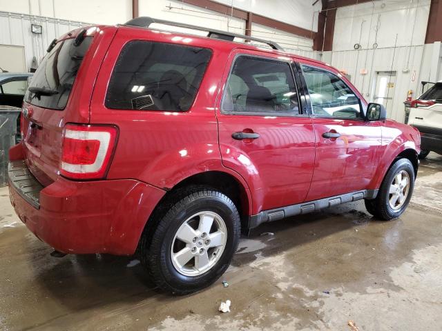 1FMCU0D70AKD10076 - 2010 FORD ESCAPE XLT RED photo 3