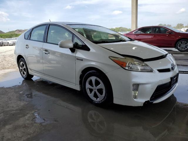 JTDKN3DU7E1741224 - 2014 TOYOTA PRIUS WHITE photo 4