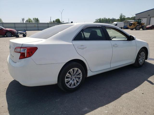 4T4BF1FK2ER414310 - 2014 TOYOTA CAMRY L WHITE photo 3