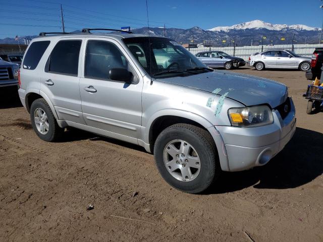 1FMYU94107KA18572 - 2007 FORD ESCAPE LIMITED SILVER photo 4