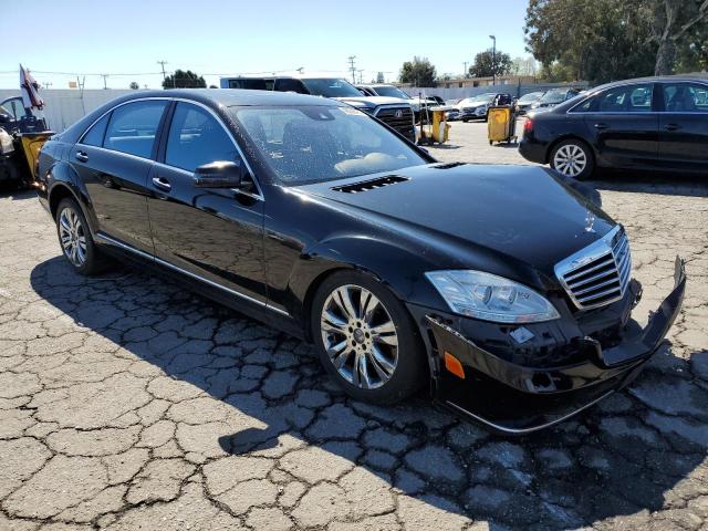 WDDNG7BB1AA327727 - 2010 MERCEDES-BENZ S 550 BLACK photo 4