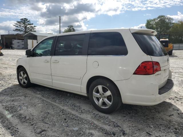 2V4RW5DX1AR280308 - 2010 VOLKSWAGEN ROUTAN SEL WHITE photo 2