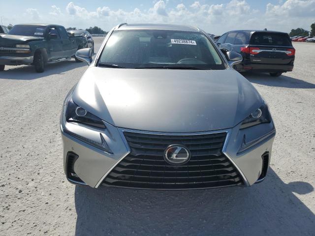 JTJGARBZ1M2193732 - 2021 LEXUS NX 300 BASE ვერცხლისფერი ფოტო 5