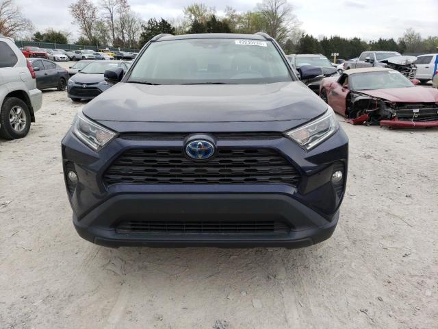 2T3RWRFV9KW032408 - 2019 TOYOTA RAV4 XLE BLUE photo 5