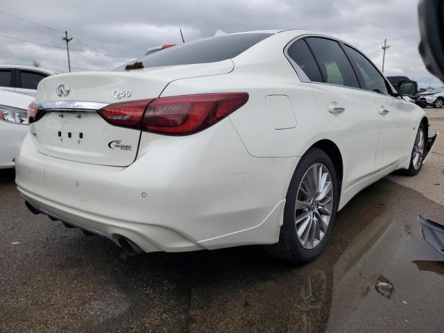 JN1EV7AR2JM439968 - 2018 INFINITI Q50 LUXE WHITE photo 3