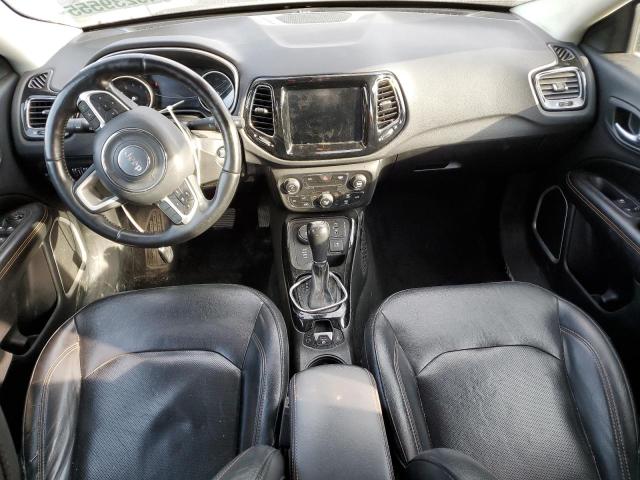 3C4NJDCB3JT355045 - 2018 JEEP COMPASS LIMITED Szary zdjęcie 8