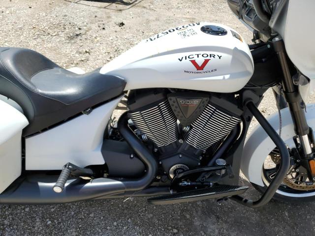 5VPDB36N2G3051526 - 2016 VICTORY MOTORCYCLES CROSS COUN WHITE photo 5