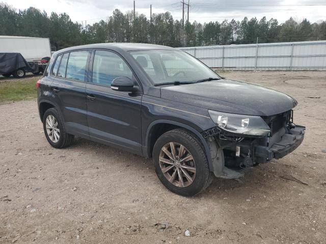 WVGBV7AX4JK001670 - 2018 VOLKSWAGEN TIGUAN LIM BLACK photo 4