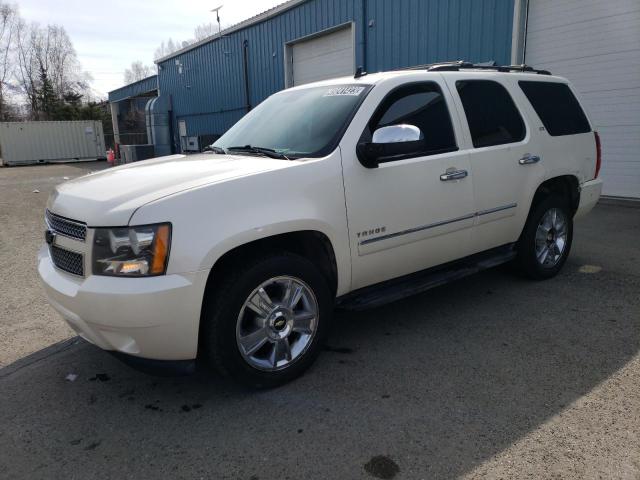 1GNUKCE06AR164055 - 2010 CHEVROLET TAHOE K1500 LTZ WHITE photo 1