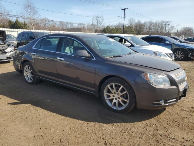 1G1ZG5E76CF249581 - 2012 CHEVROLET MALIBU LTZ 灰色 照片 4