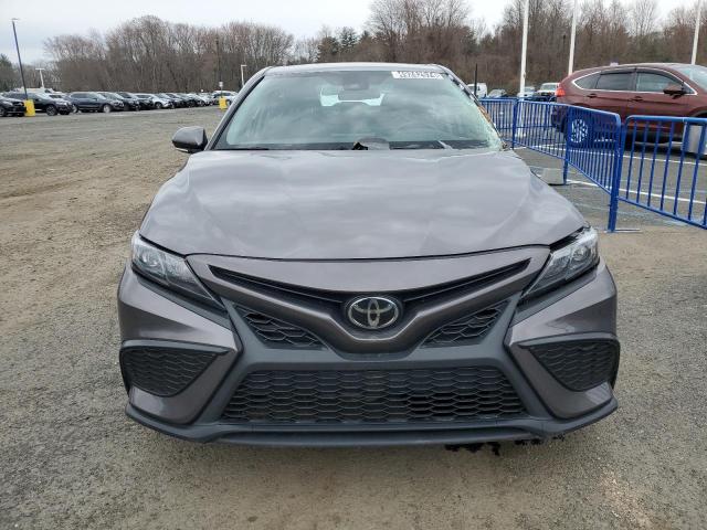 4T1G11AK9PU119584 - 2023 TOYOTA CAMRY SE NIGHT SHADE GRAY photo 5