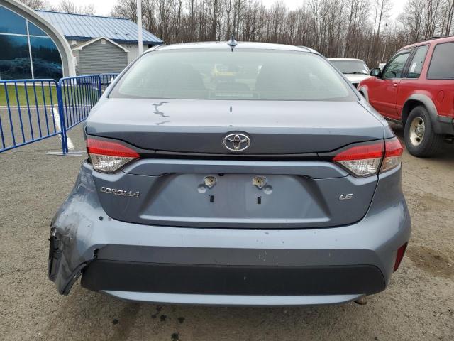 5YFEPMAE7NP310405 - 2022 TOYOTA COROLLA LE GRAY photo 6