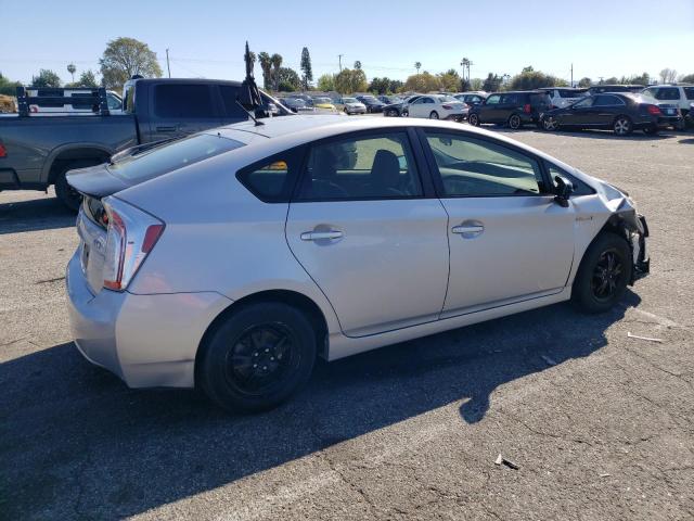 JTDKN3DU2E0389420 - 2014 TOYOTA PRIUS SILVER photo 3