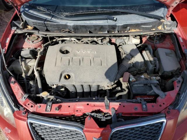 5Y2SP6E87AZ417960 - 2010 PONTIAC VIBE RED photo 11