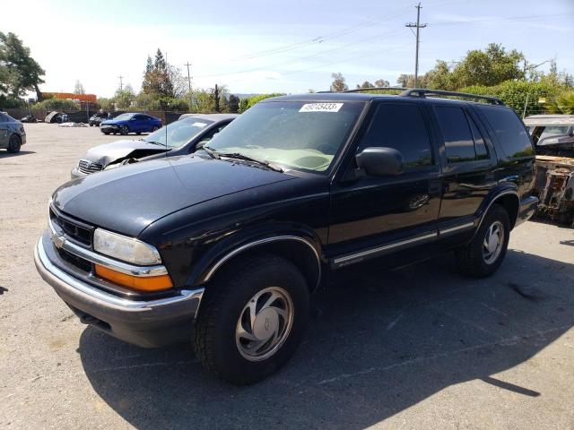 1GNDT13W012211291 - 2001 CHEVROLET BLAZER BLACK photo 1