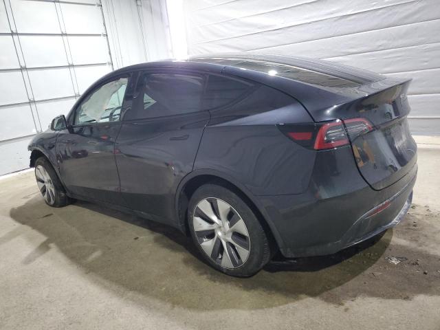 7SAYGDEE4RF085873 - 2024 TESLA MODEL Y رمادي صورة 2