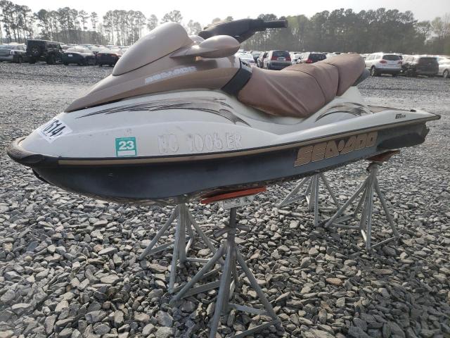 ZZN13662B303 - 2003 BOMBARDIER JETSKI WHITE photo 2