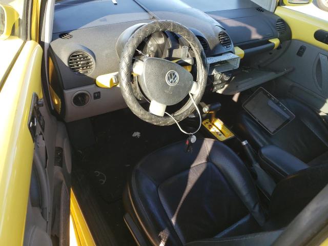 3VWDC21C01M430877 - 2001 VOLKSWAGEN NEW BEETLE GLX 黄色 照片 8