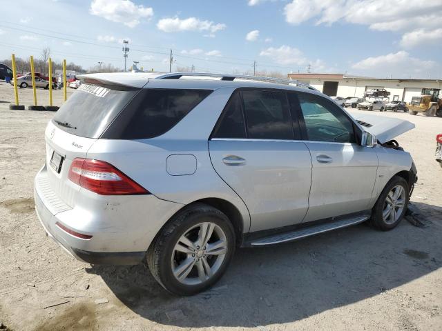 4JGDA5HB1CA002528 - 2012 MERCEDES-BENZ ML 350 4MATIC SILVER photo 3