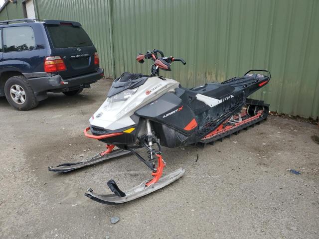 2BPSTJMB2MV000294 - 2021 SKI DOO SNOWMOBILE TWO TONE photo 2