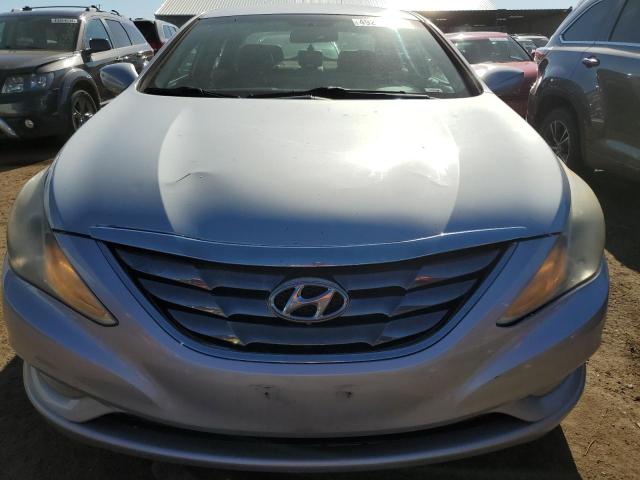 5NPEC4AC6BH187893 - 2011 HYUNDAI SONATA SE SILVER photo 5