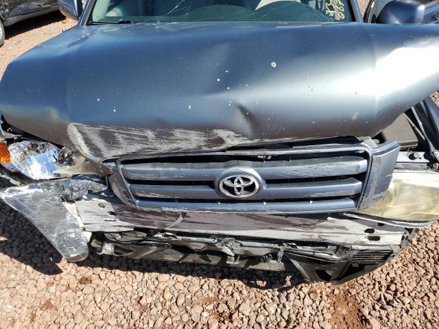 JTEDP21A250067427 - 2005 TOYOTA HIGHLANDER LIMITED BLUE photo 11