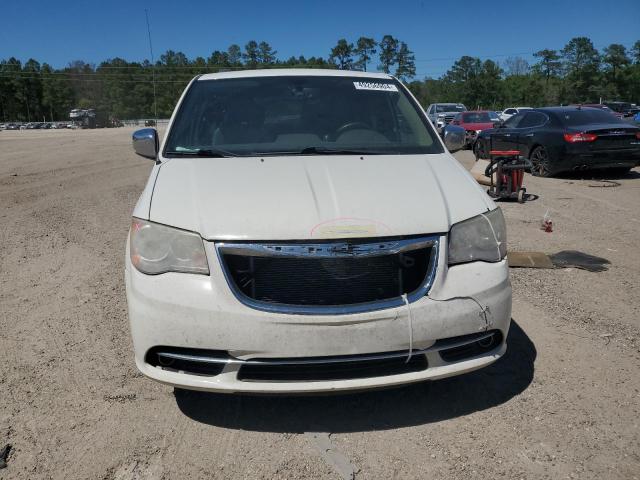 2C4RC1CG1DR691905 - 2013 CHRYSLER TOWN & COU TOURING L WHITE photo 5