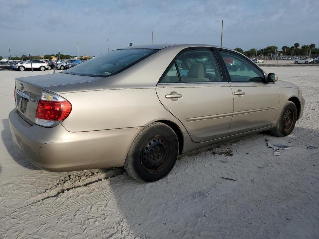 4T1BE30K35U565111 - 2005 TOYOTA CAMRY LE GOLD photo 3