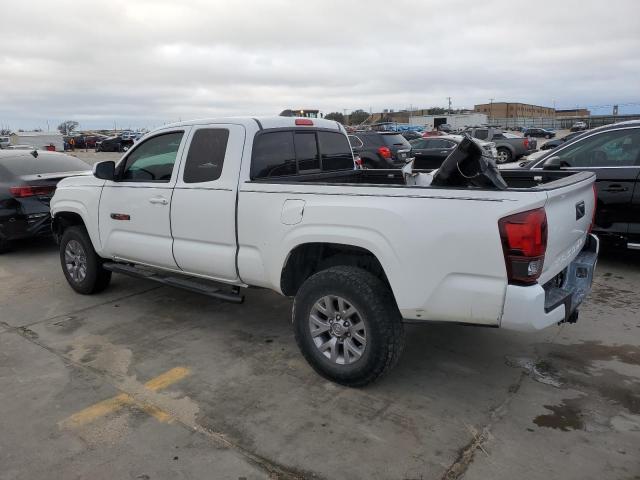 5TFRZ5CN2LX090121 - 2020 TOYOTA TACOMA ACCESS CAB WHITE photo 2