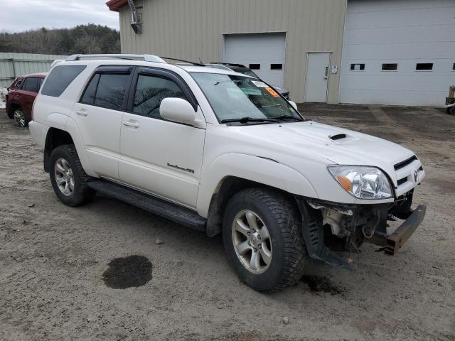 JTEBT14R740042939 - 2004 TOYOTA 4RUNNER SR5 WHITE photo 4