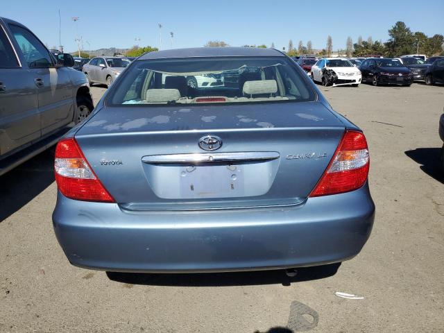 4T1BE32K93U676823 - 2003 TOYOTA CAMRY LE BLUE photo 6