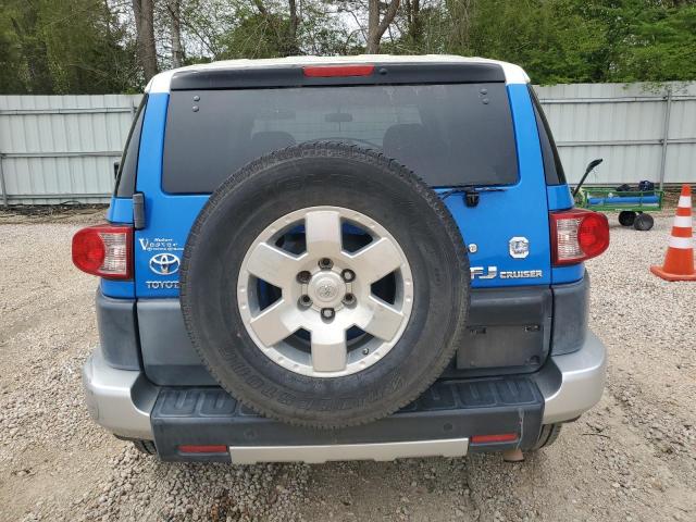 JTEZU11F98K006654 - 2008 TOYOTA FJ CRUISER BLUE photo 6