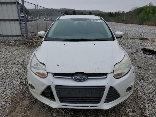 1FADP3F28DL249857 - 2013 FORD FOCUS SE WHITE photo 5