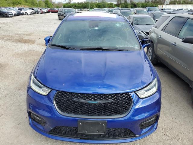 2C4RC1S70MR517681 - 2021 CHRYSLER PACIFICA HYBRID LIMITED BLUE photo 5