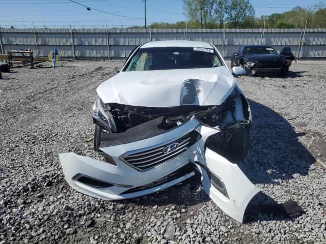 5NPE24AFXHH595156 - 2017 HYUNDAI SONATA SE WHITE photo 5