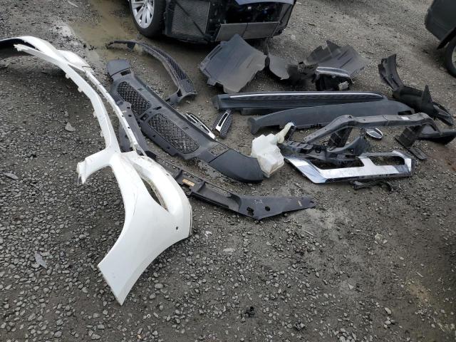 4JGDA5HB0FA594816 - 2015 MERCEDES-BENZ ML 350 4MATIC WHITE photo 12